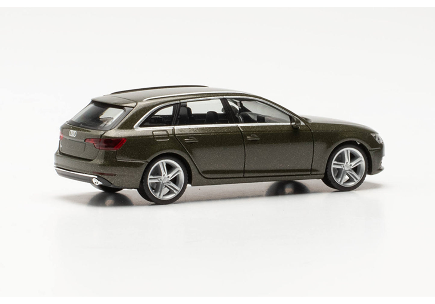 Herpa 038577G 1:87 District Green Metallic Audi A4 Avant Diecast Model