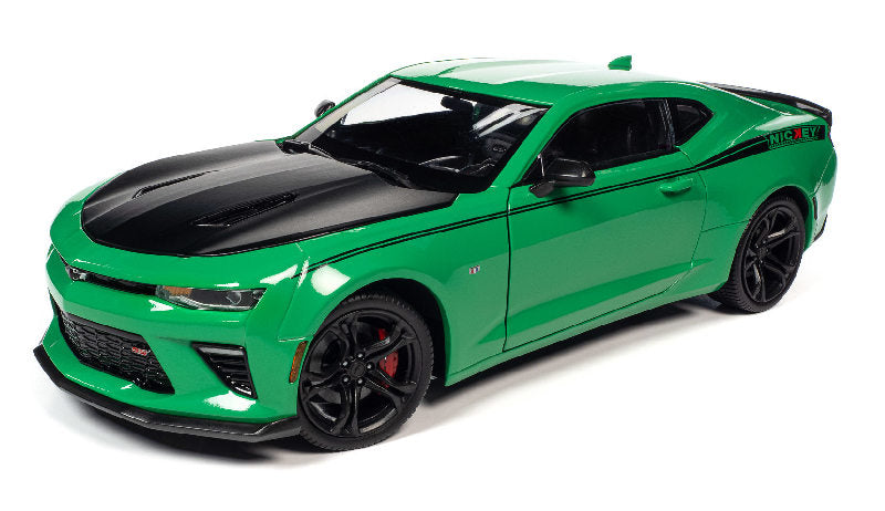 American Muscle 1276 1:18 2017 Chevrolet Camaro SS 1LE Diecast Model Car