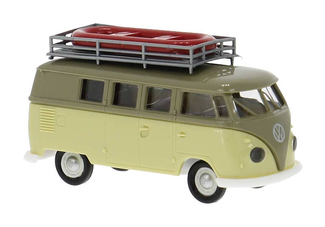 Brekina Automodelle 31638 HO 1962 Volkswagen T1b Passenger Van with Roof Rack