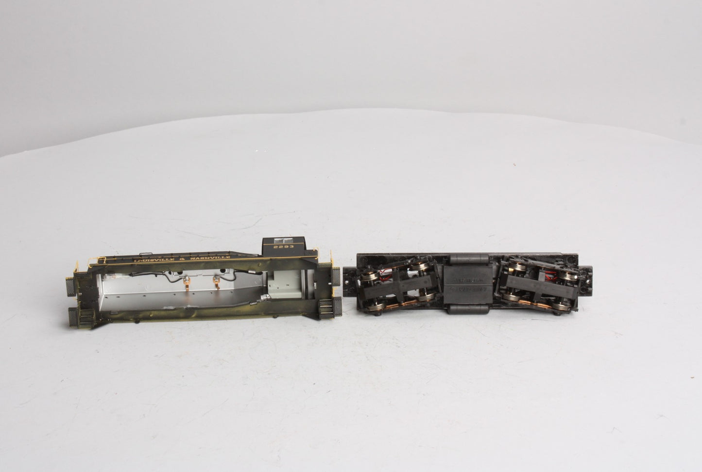 Proto 2000 8836 HO Scale L&N SW9/1200 Diesel Locomotive LN/Box