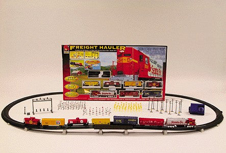 Life Like 8630 Santa Fe Freight Hauler HO Gauge Diesel Train Set