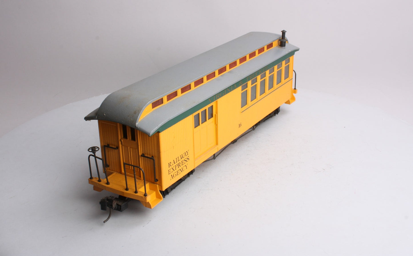 Bachmann 16 G Scale Virginia &Truckee REA Combine Car #16 EX