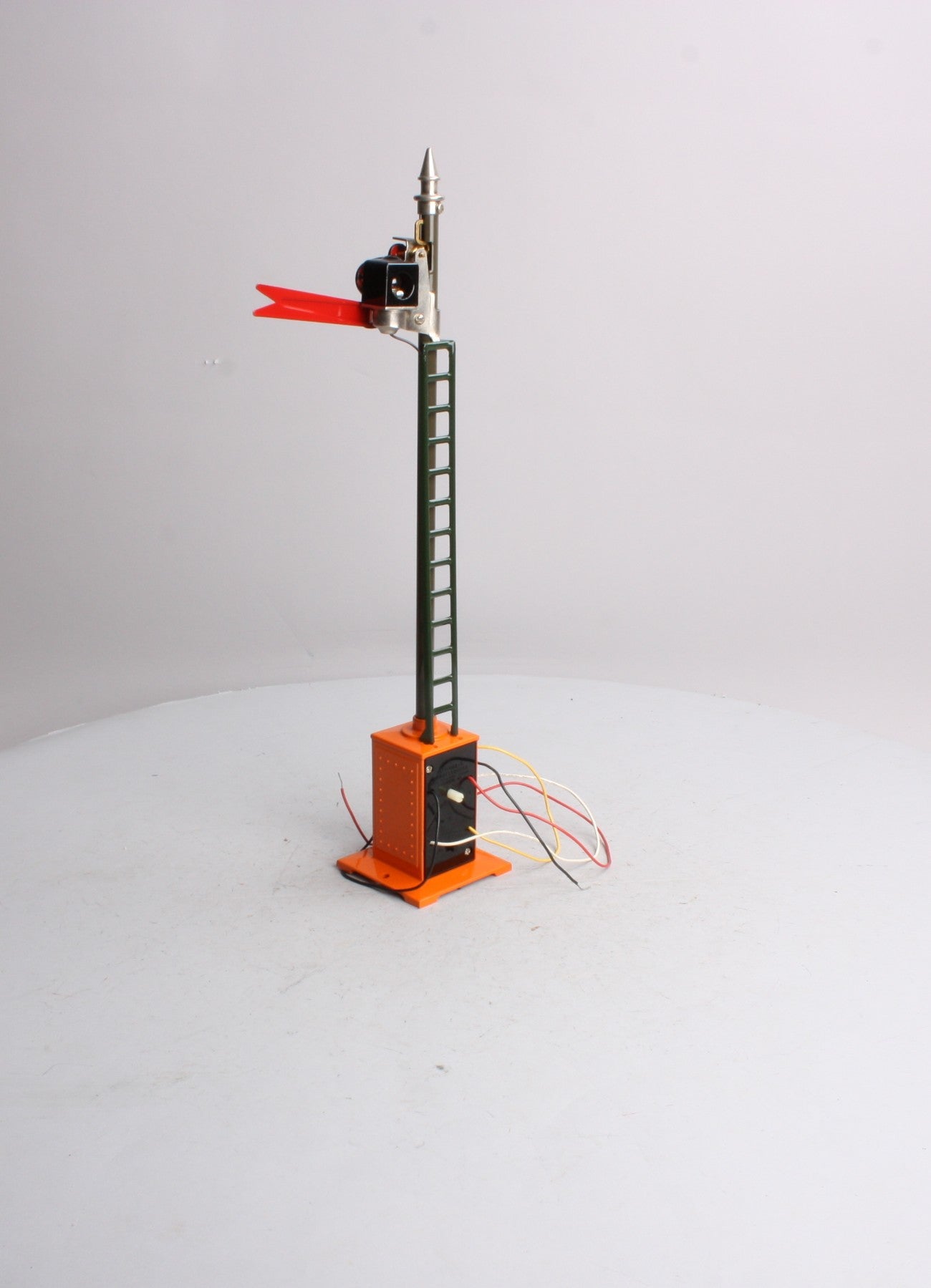MTH 10-1047 Standard Gauge No.80 Operating Semaphore NIB