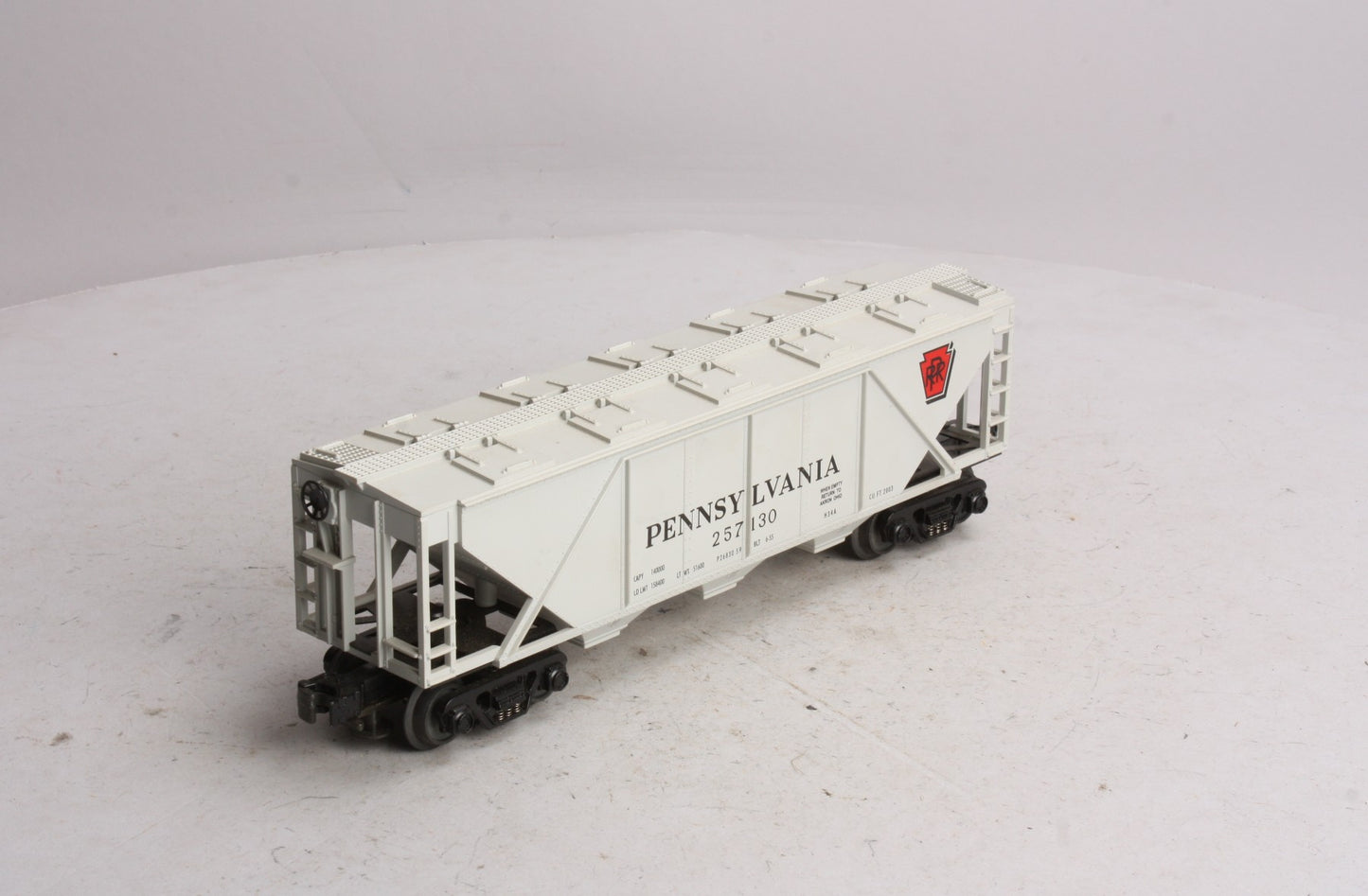 MTH 33-7501 O Gauge Pennsylvania 3-Bay Covered Hopper #257130 LN/Box
