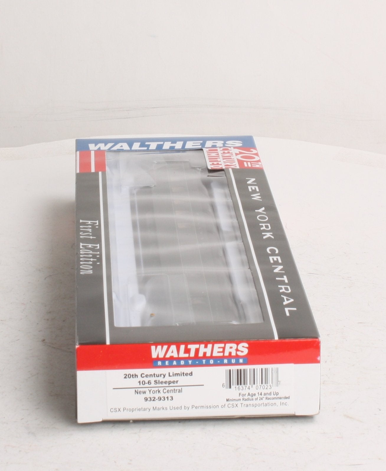 Walthers 932-9313 HO Scale NYC 20th Century Limited 10-6 Sleeper Passenger Car LN/Box