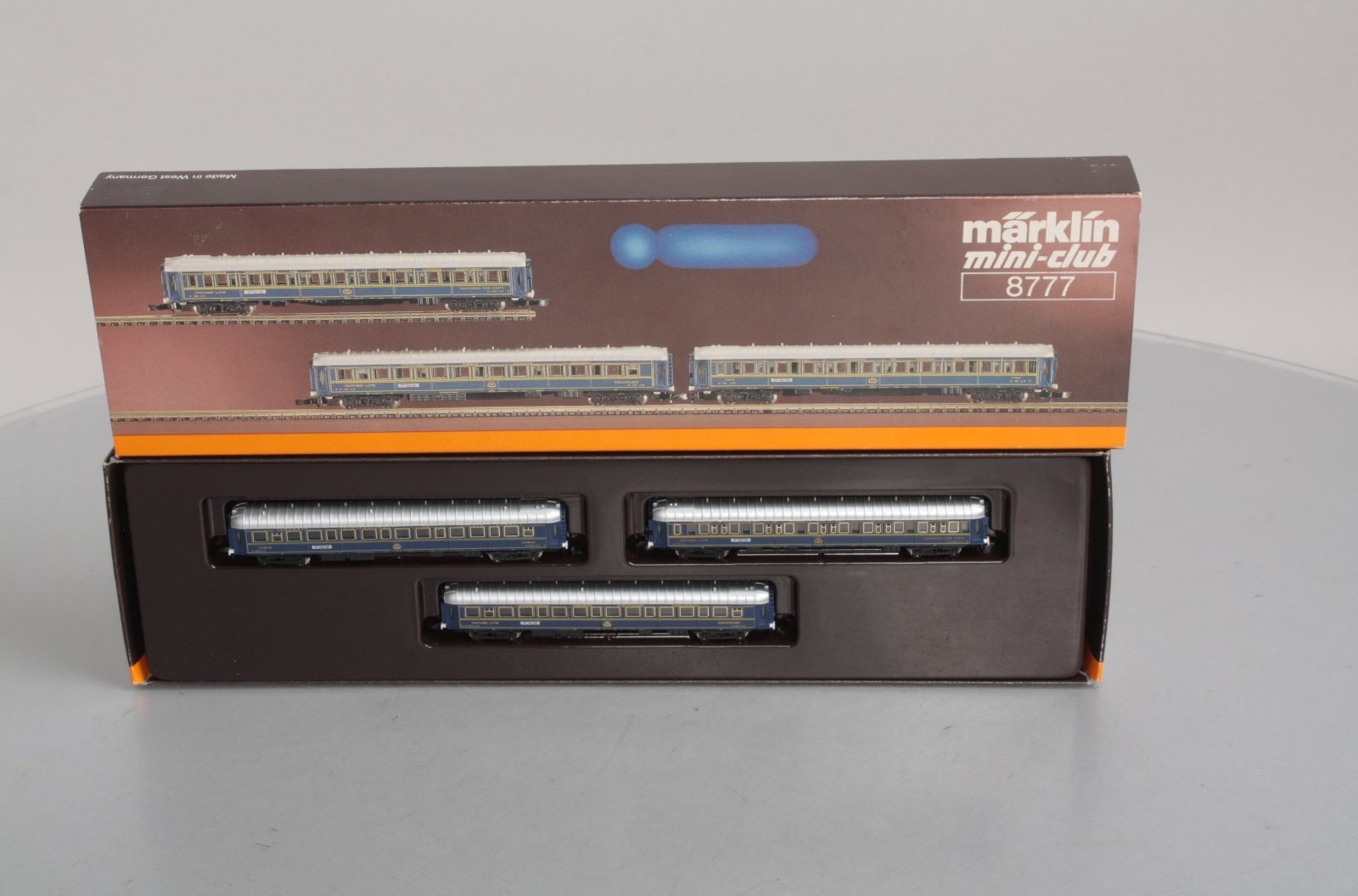 Marklin 8777 Z Orient Express Passenger Car Set (Set of 3