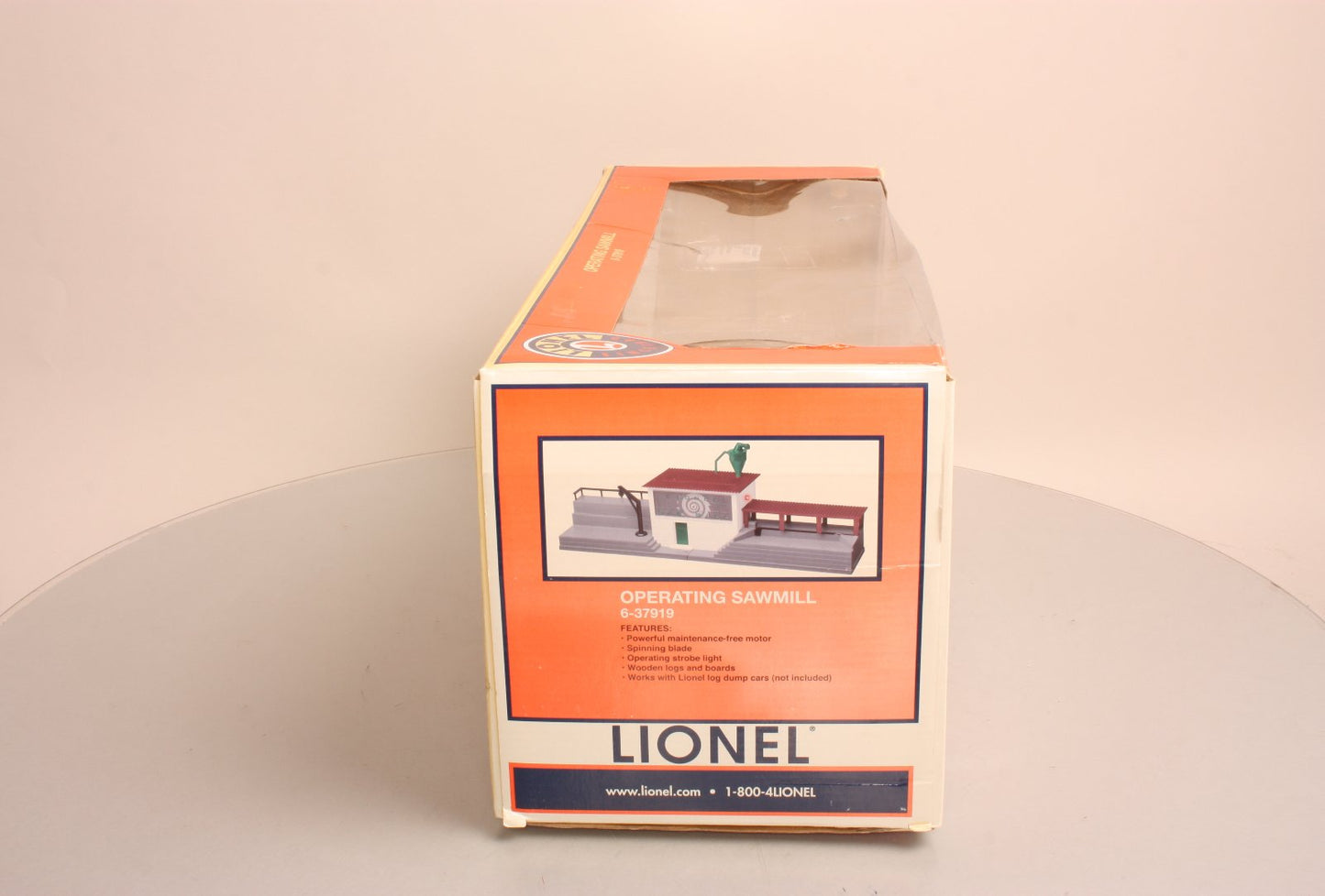 Lionel 6-37919 O Scale Operating Sawmill Accessory EX/Box