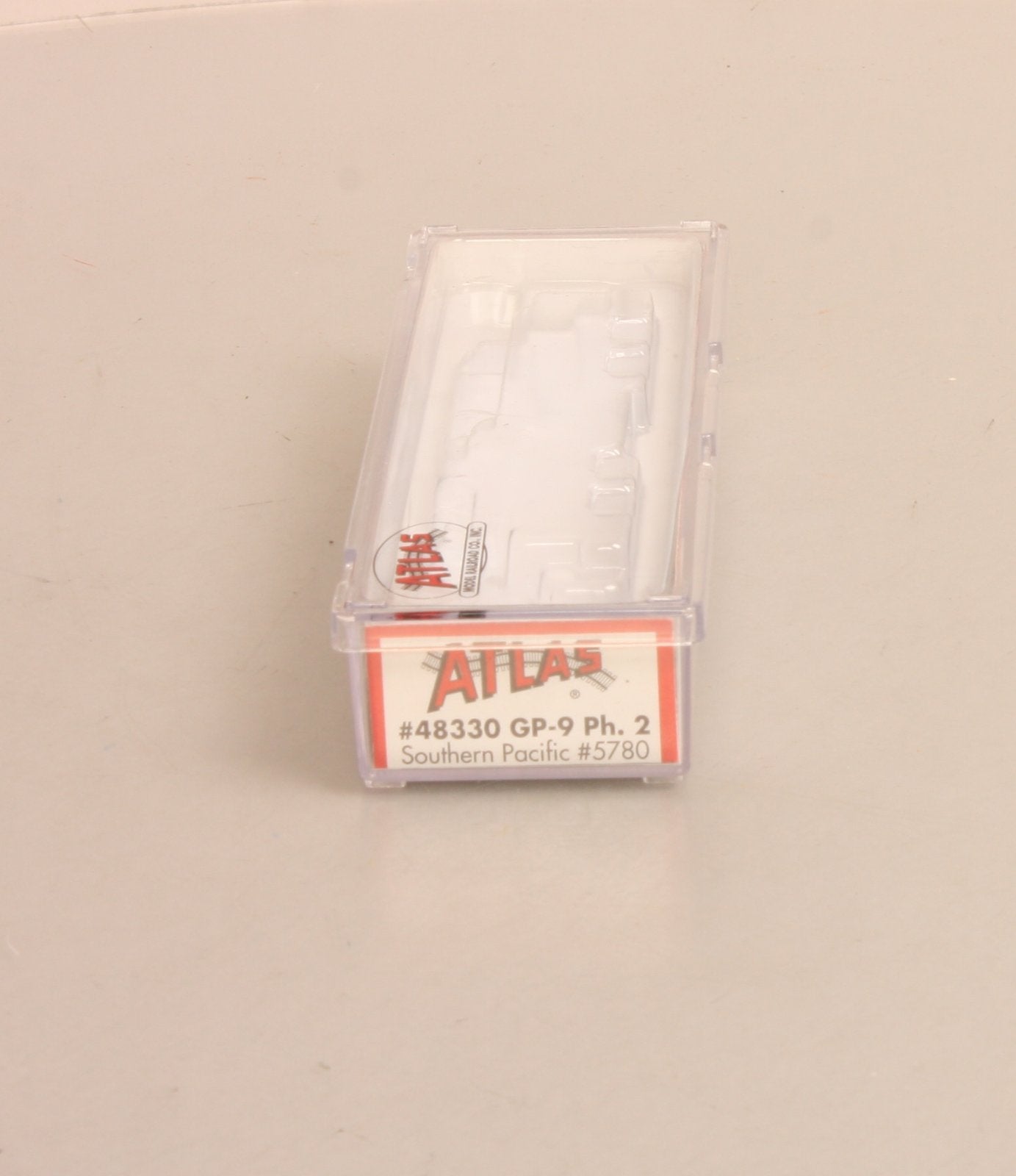 Atlas 48330 N Scale Southern Pacific GP-9 Diesel Locomotive #5780 LN/Box