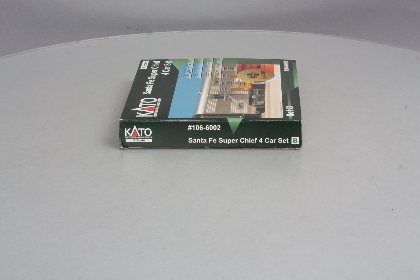 Kato 106-6002 N Scale Santa Fe Super Chief 4-Car Passenger Set (Set B) LN/Box