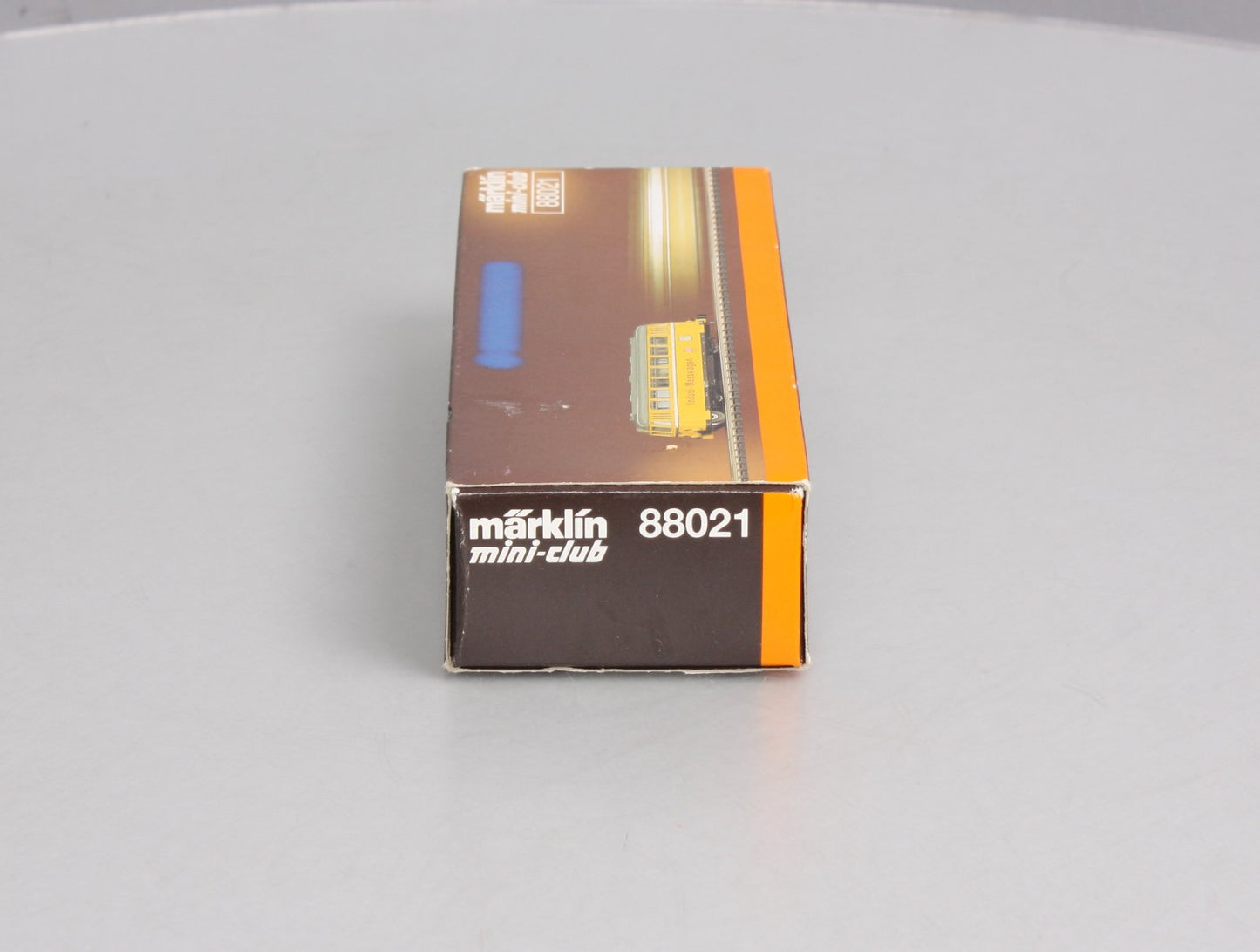 Marklin 88021 Z Scale Measurement Track Cleaning Car