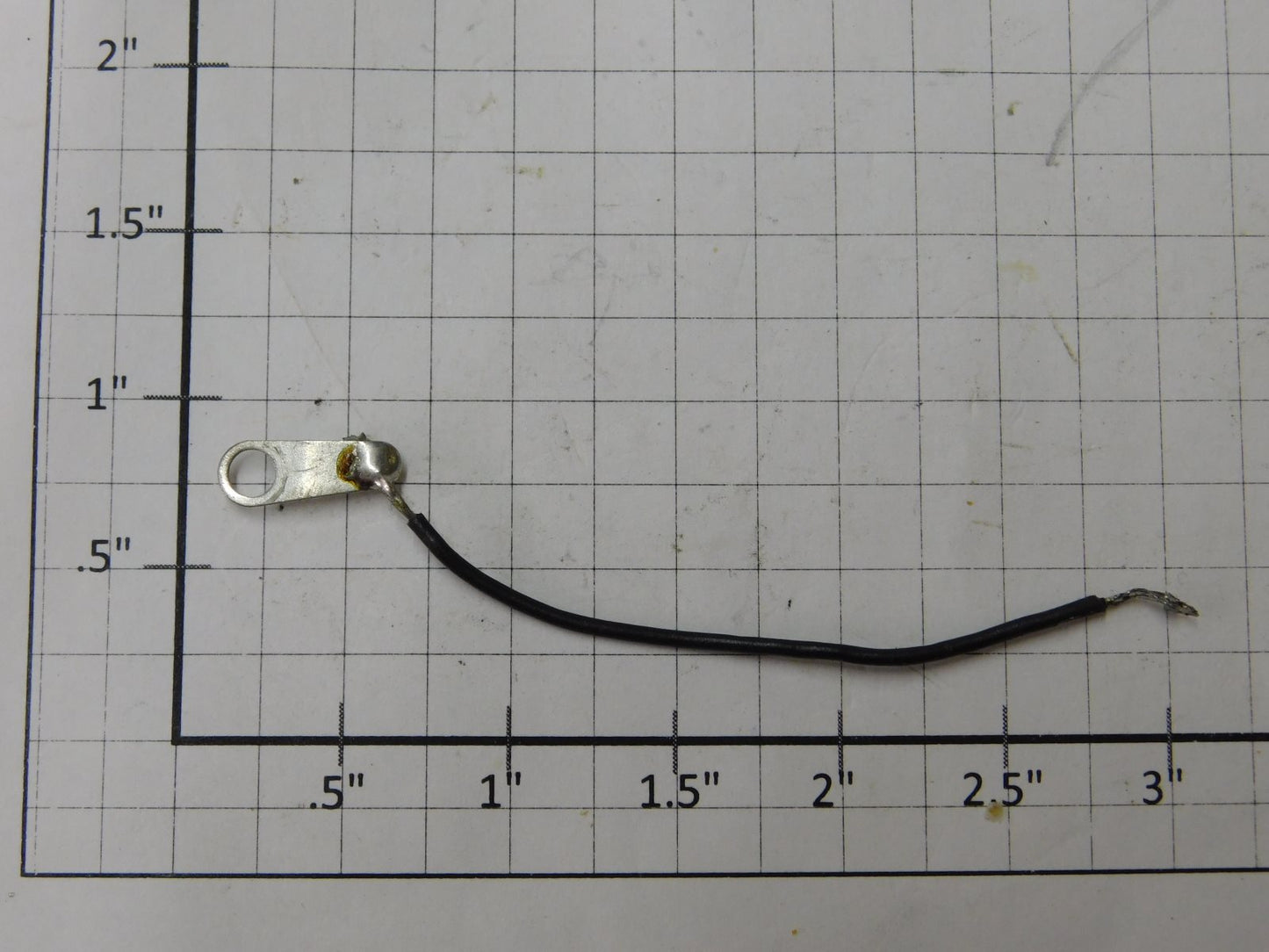 Lionel 100-101 2.5" Long Wire Lead with Terminal