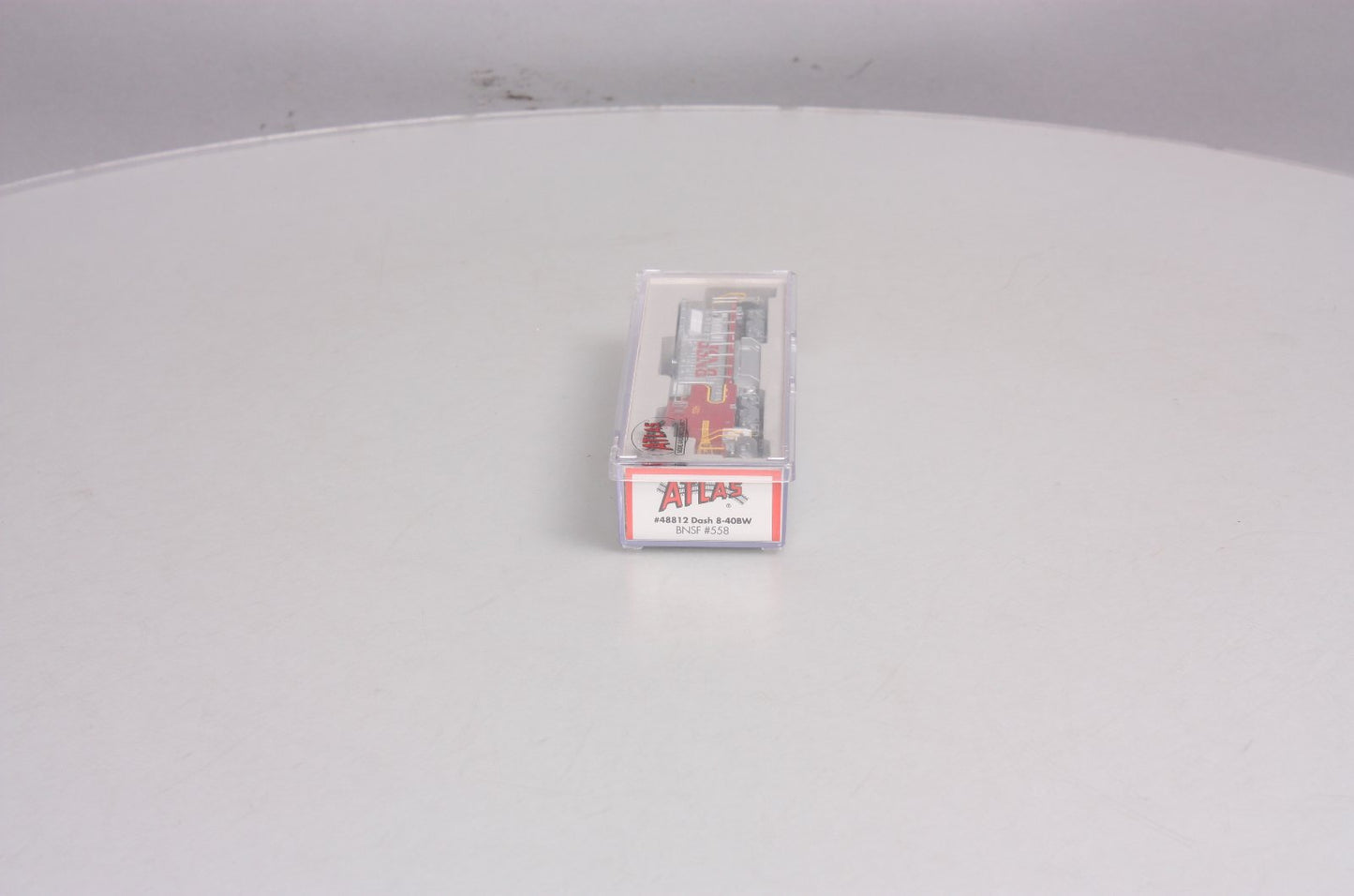 Atlas 48812 N Scale BNSF Dash 8-40BW Diesel Locomotive #558