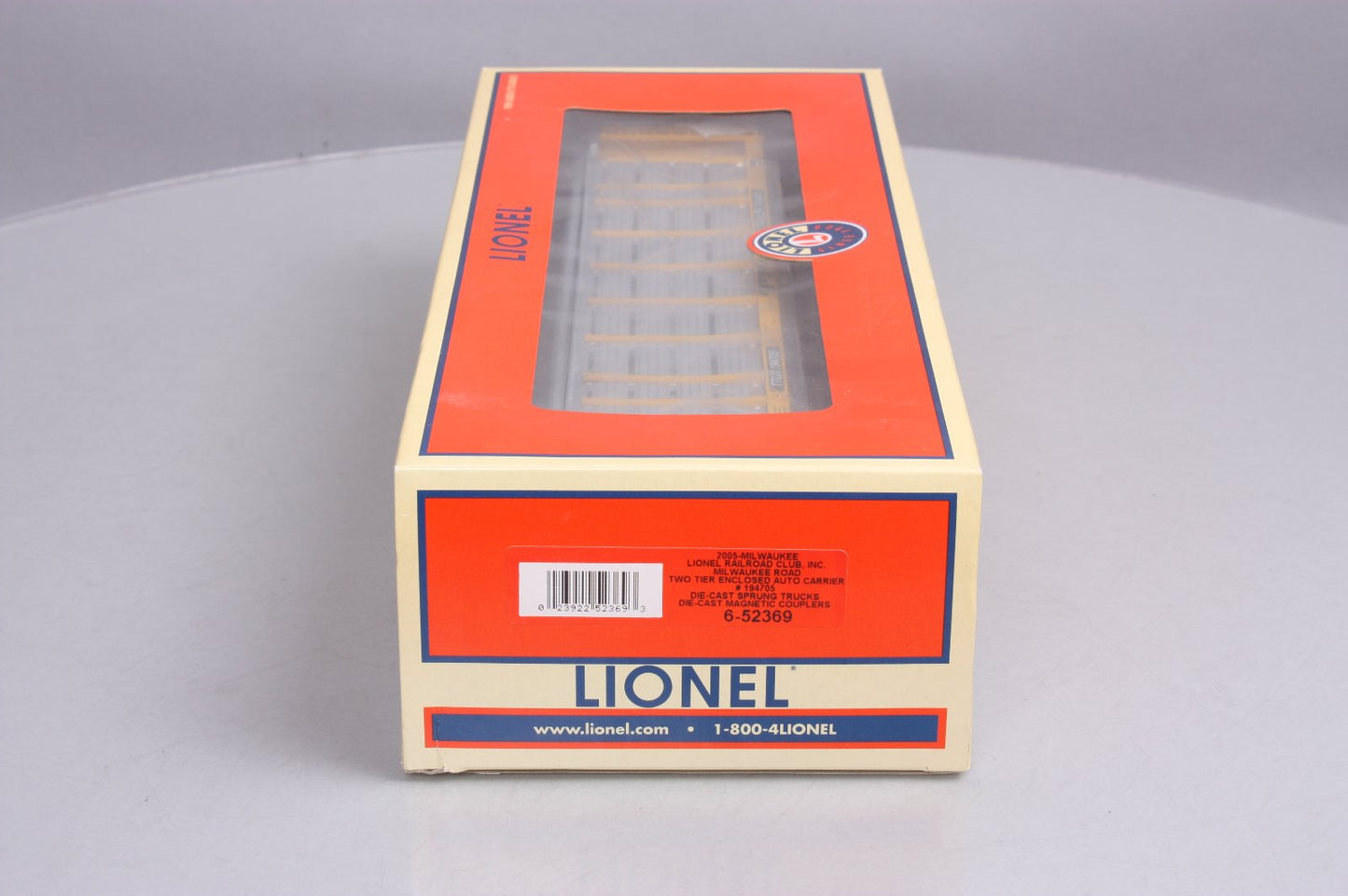 Lionel 6-52369 O LRRC-2005 Milwaukee Road Two Tier Enclosed Auto Carrier #194705 LN/Box