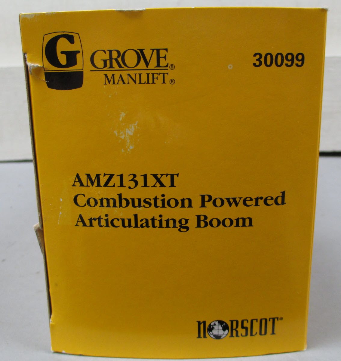 Norscot 30099 1:50 Combustion Powered Articulating Boom LN/Box