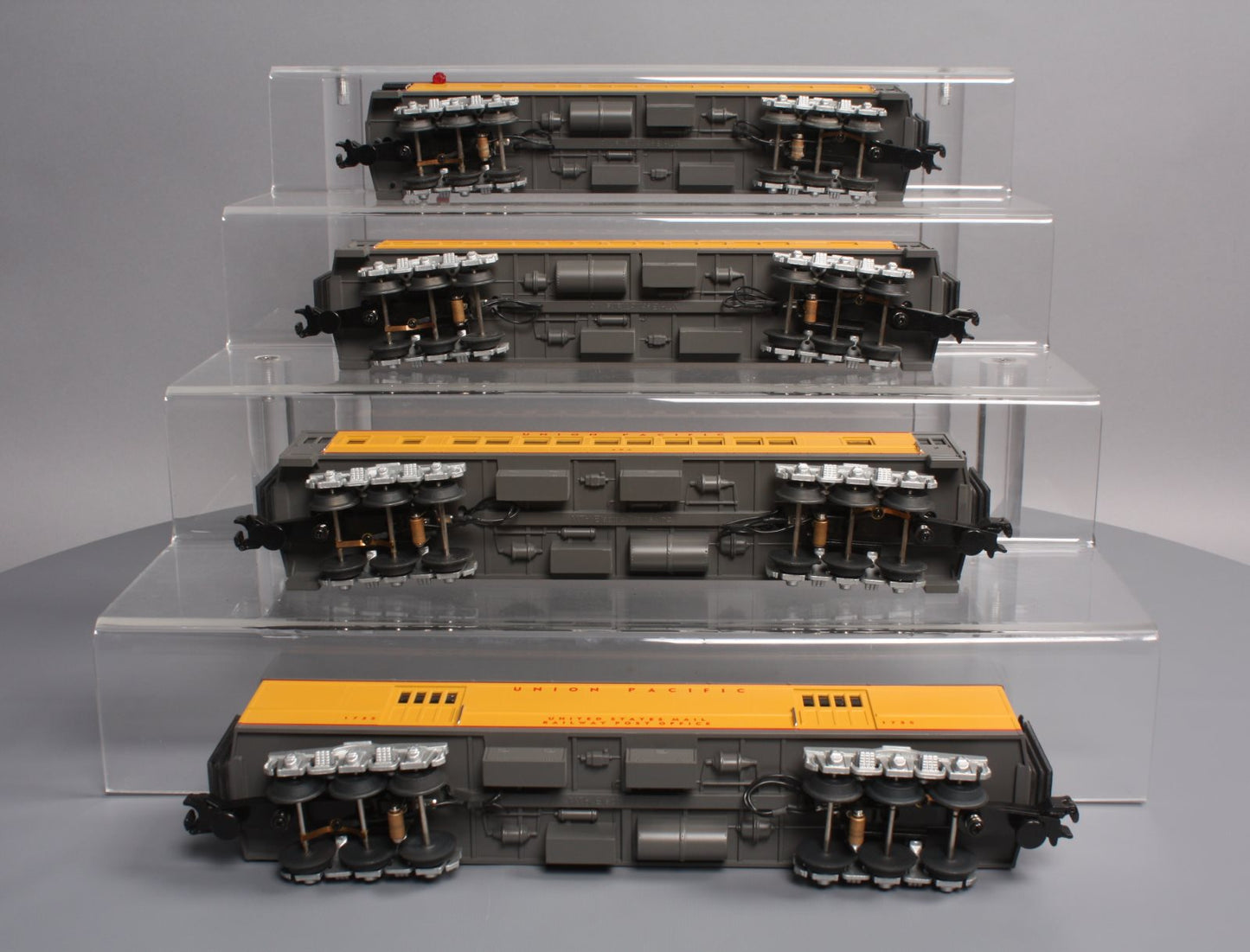 MTH 30-6252 O Union Pacific RailKing O-27 Madison Passenger Car Set (Set of 4) LN/Box