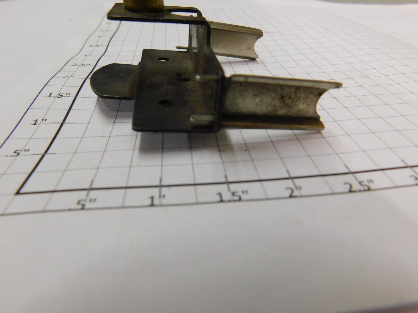 Lionel 1654-9x Front Bracket