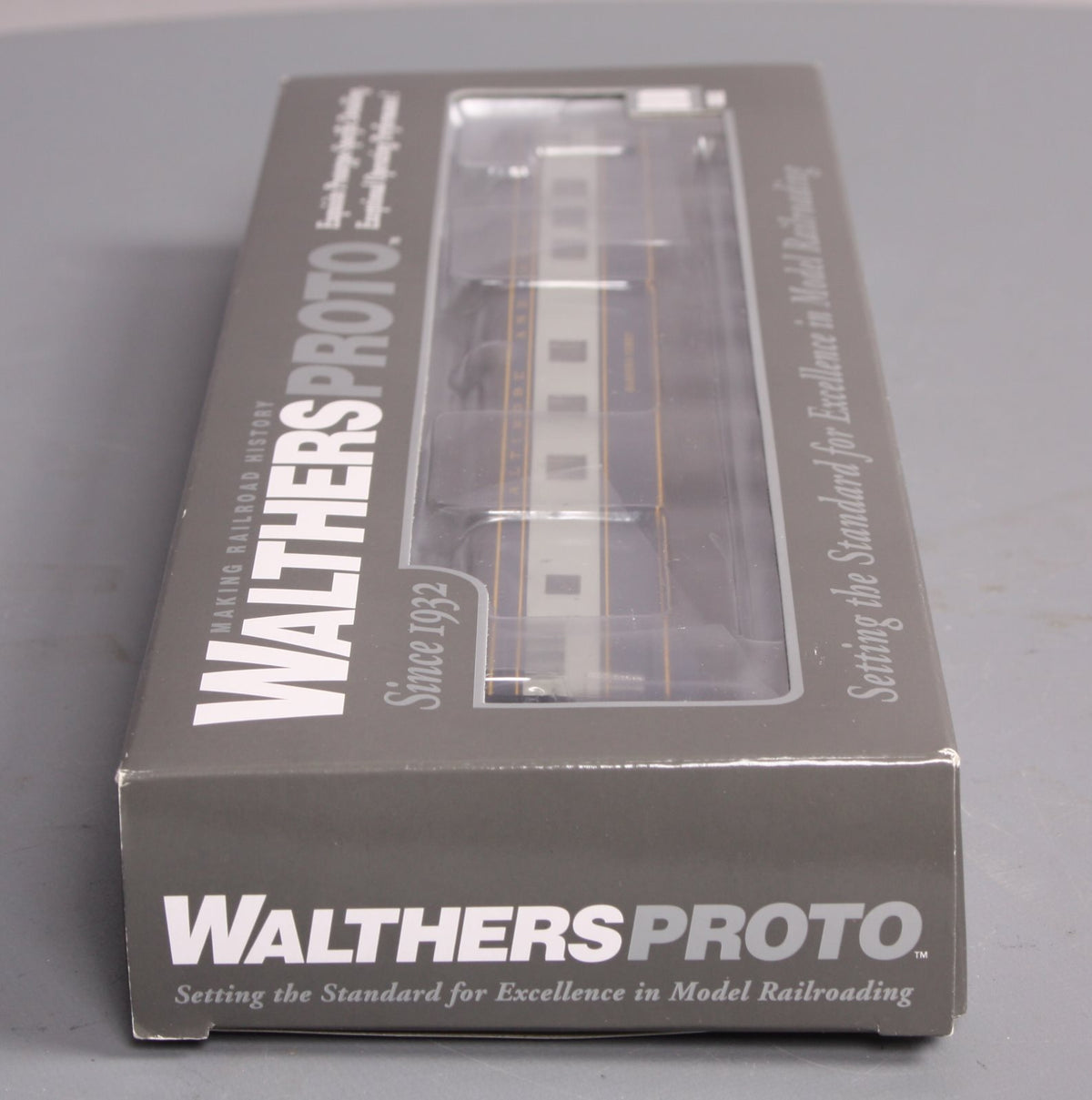 Walthers 920-9410 HO B&O 85' PS Bag-Dorm-Coffee Shop-Lounge LN/Box