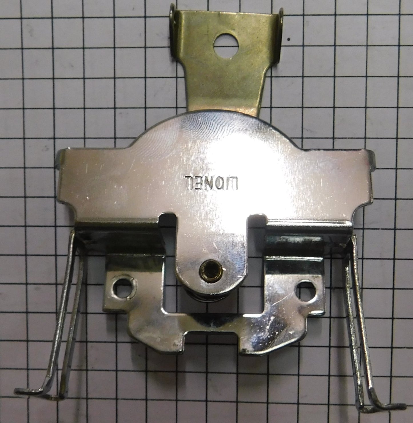 Lionel 1120-9 Front Truck & Bracket Assembly without Wheels