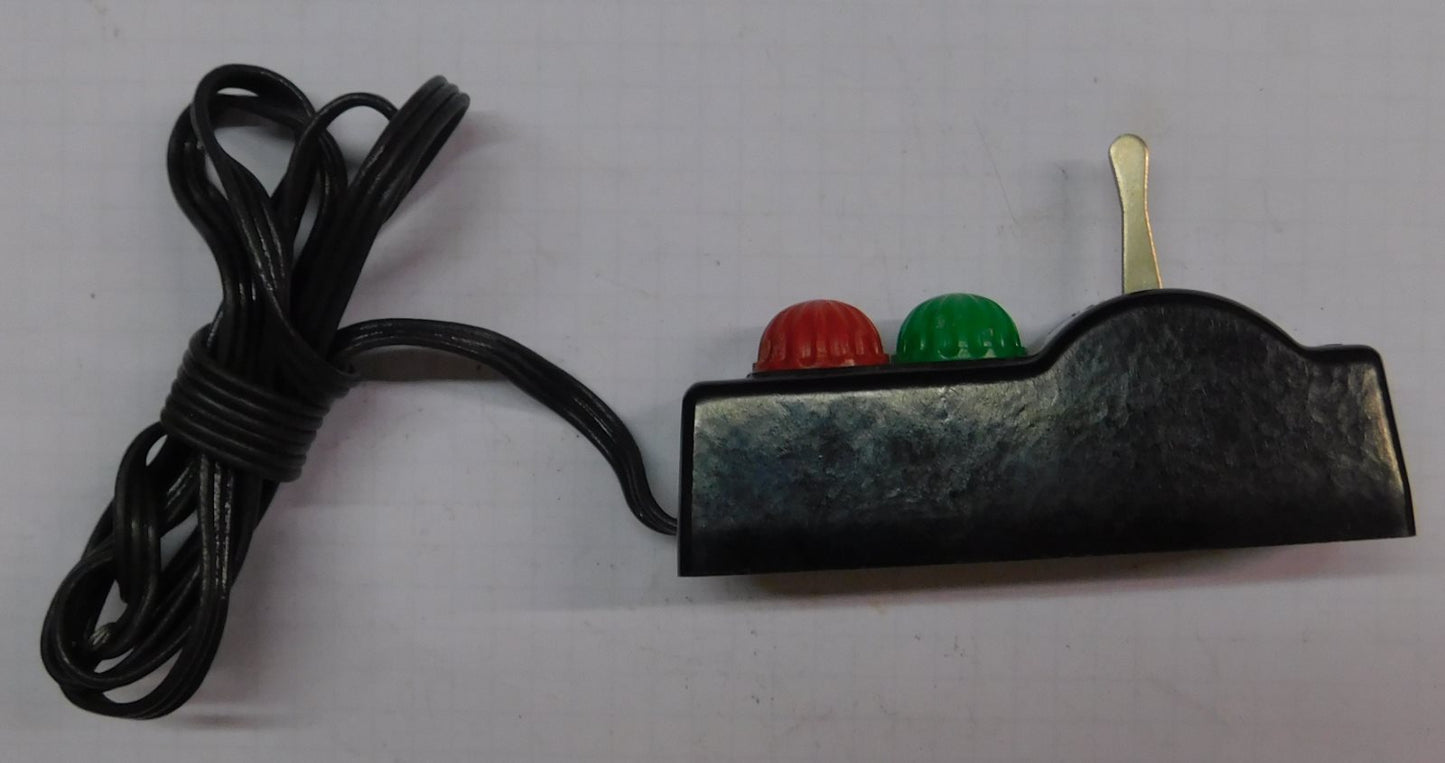 Lionel O22C-1 O27 Late Single Plastic Switch Controller with Lens Caps Wired