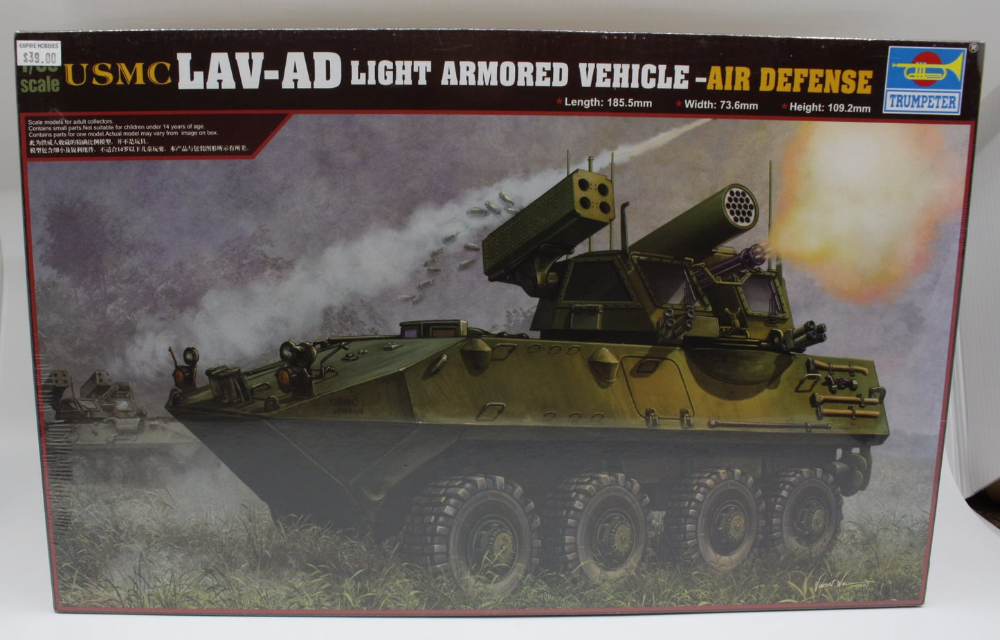 Trumpeter 00393 1:35 USMC LAV-AD Light Armored Air Defense Military Vehicle Kit