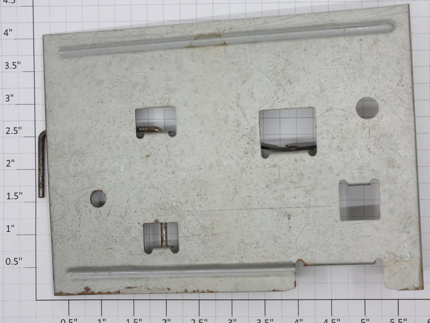 Lionel 943-2 Ammo Dump Base Assemebly