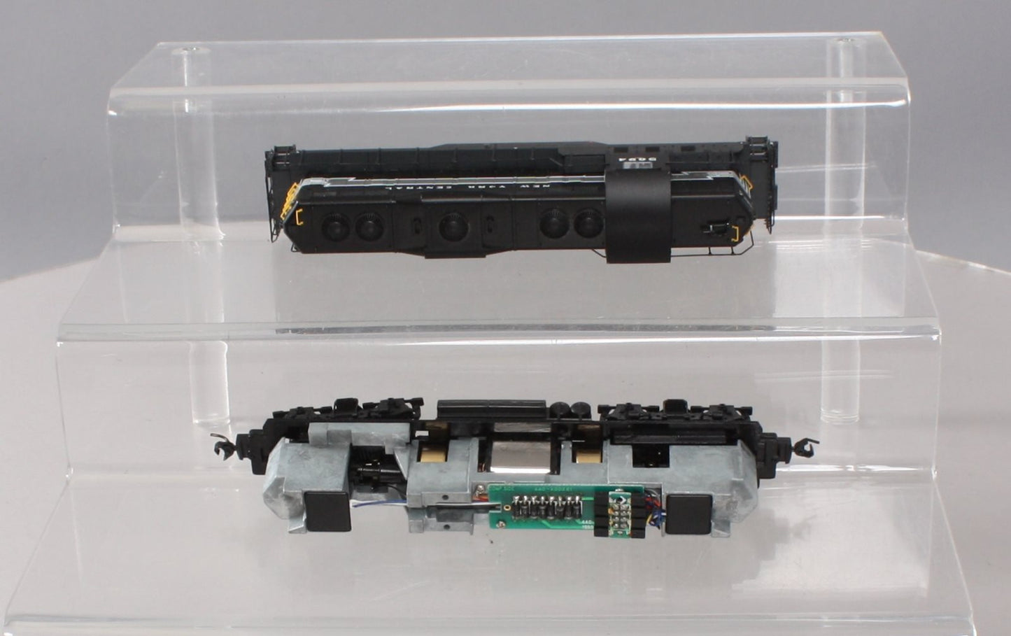 Proto 2000 23589 HO Scale NYC GP-7 Diesel Locomotive #5694 LN