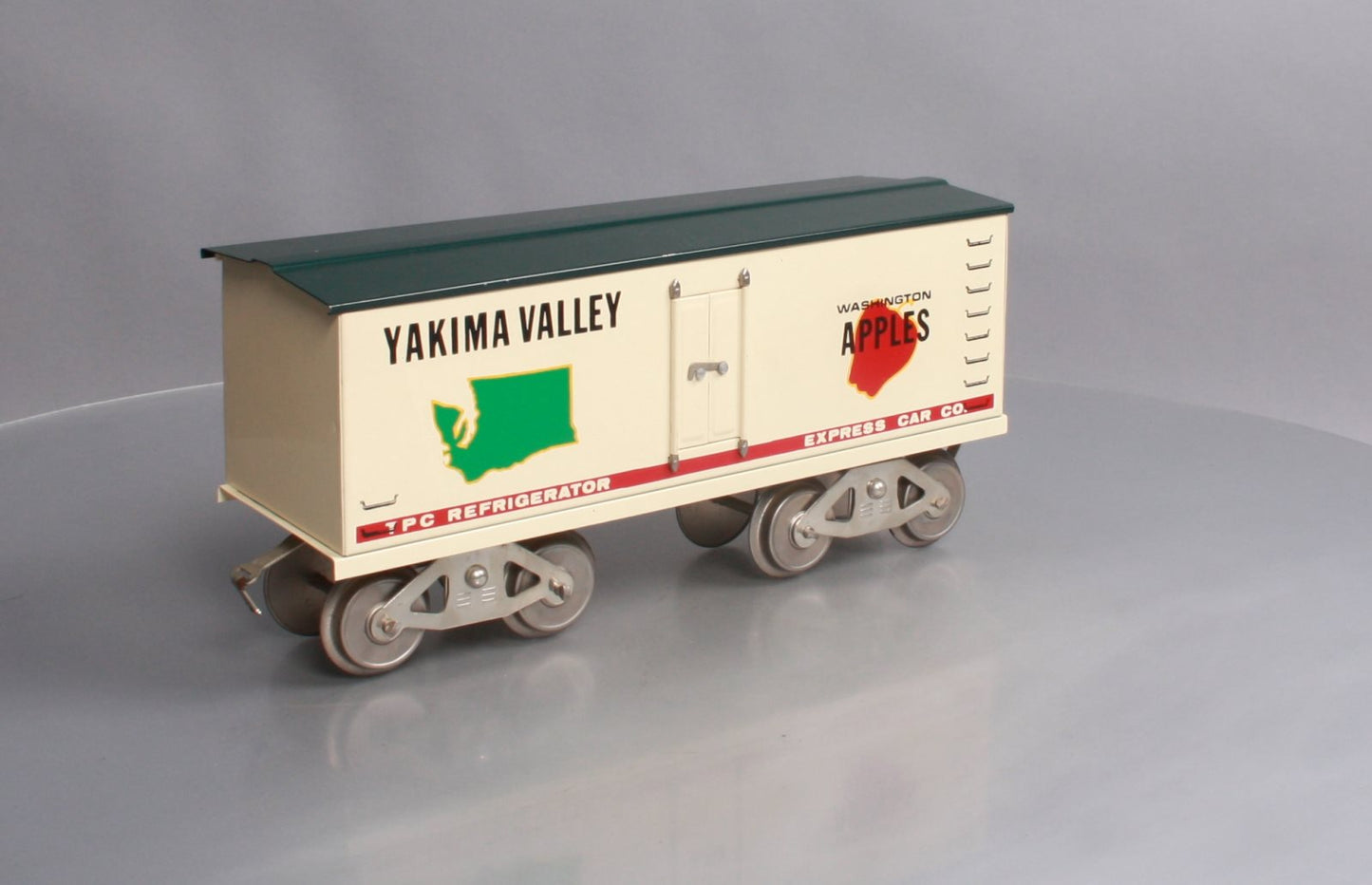 McCoy Standard Gauge Yakima Valley Washington Apples Reefer LN/Box