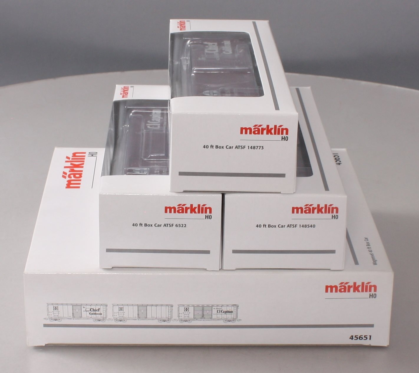 Marklin 45651 HO Scale Santa Fe 40' Boxcar Set NIB