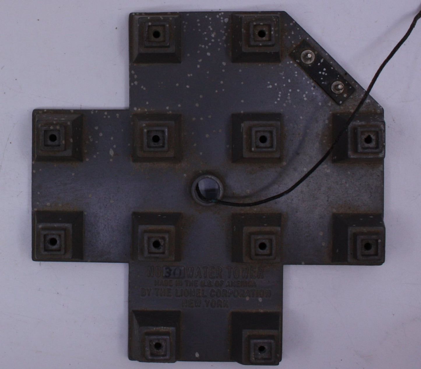 Lionel 38-2 Base Assembly Gray Damaged