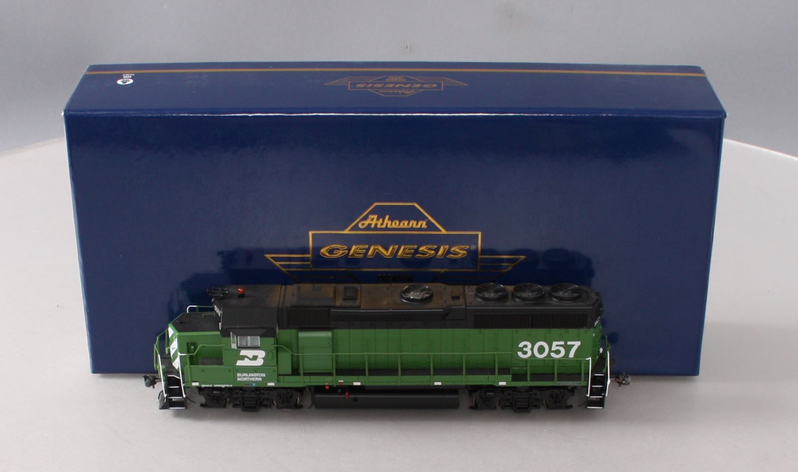 Athearn G65754 HO BN GP40-2 Diesel Locomotive with DCC & Sound