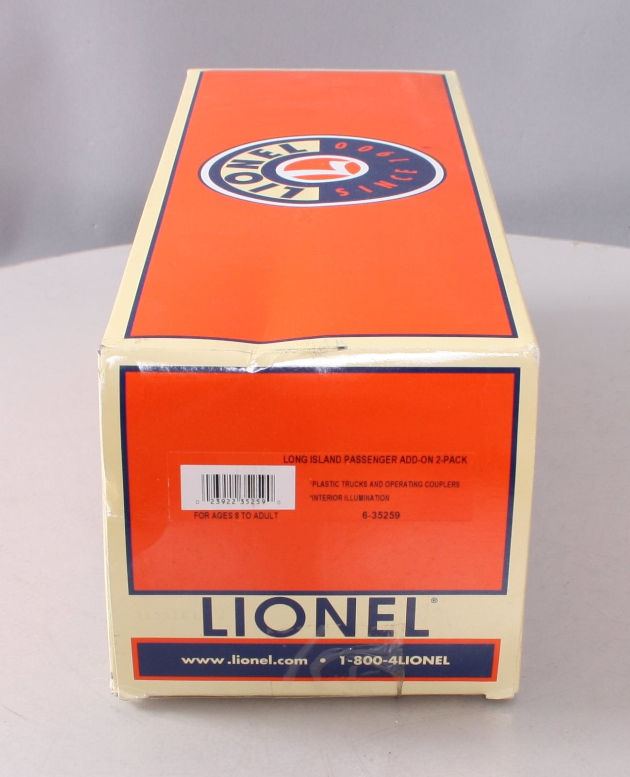Lionel 6-35259 O Gauge Long Island Streamlined Passenger Cars 2-Pack NIB