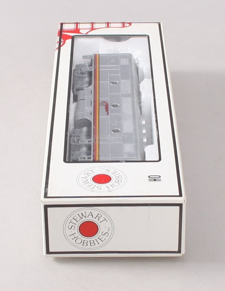 Stewart 8011 HO Scale Santa Fe F3B Phase I Powered Diesel Locomotive LN/Box
