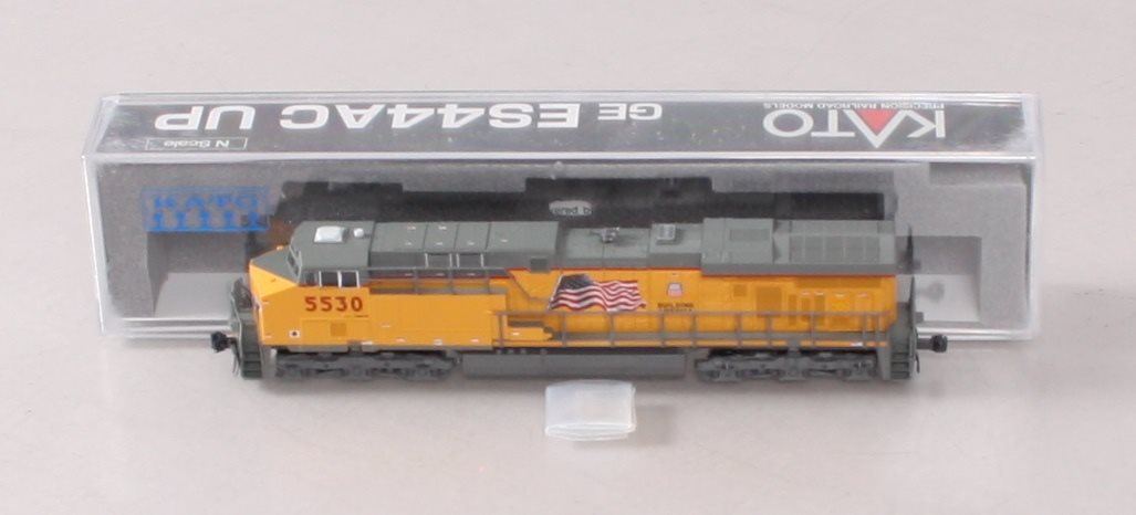 Locomotiva Kato N Scale GE ES44AC GEVO CN #2952 – Modello Ferroviario In Scala N, DCC Ready
