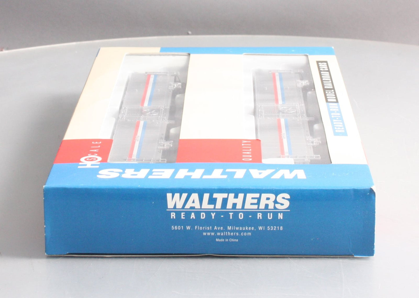 Walthers 932-26021 HO Amtrak 60' Material Handling Car (Pack of 2) LN/Box