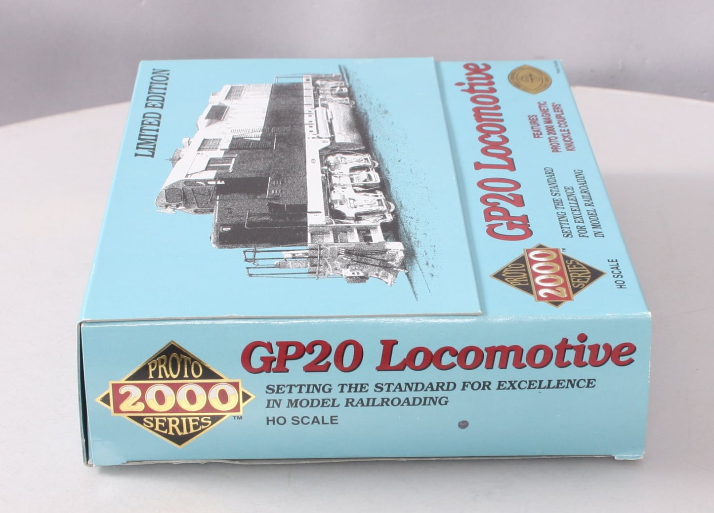Proto 2000 8005 HO Scale ATSF GP20 Diesel Locomotive #1123 - DC LN/Box