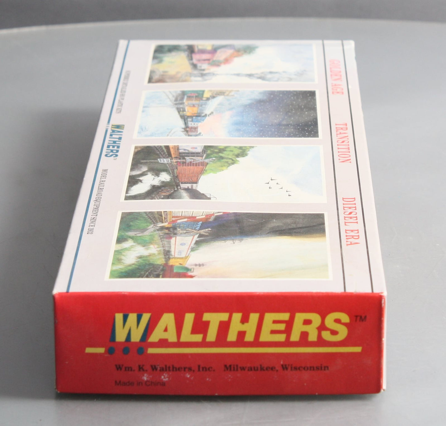 Walthers 932-6083 HO Scale MBTA 85' Horizon Commuter Cab MT/Box
