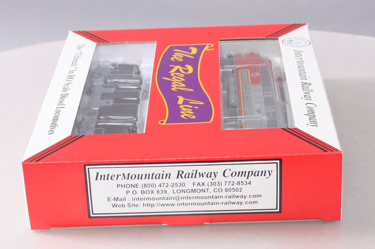 InterMountain 49005WD-06 Santa Fe EMD F-7A Powered Diesel Locomotive #326 LN/Box