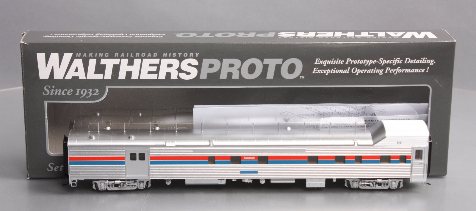 Walthers 920-13342 HO Amtrak 85' Phase 2 Budd Baggage-Dormitory
