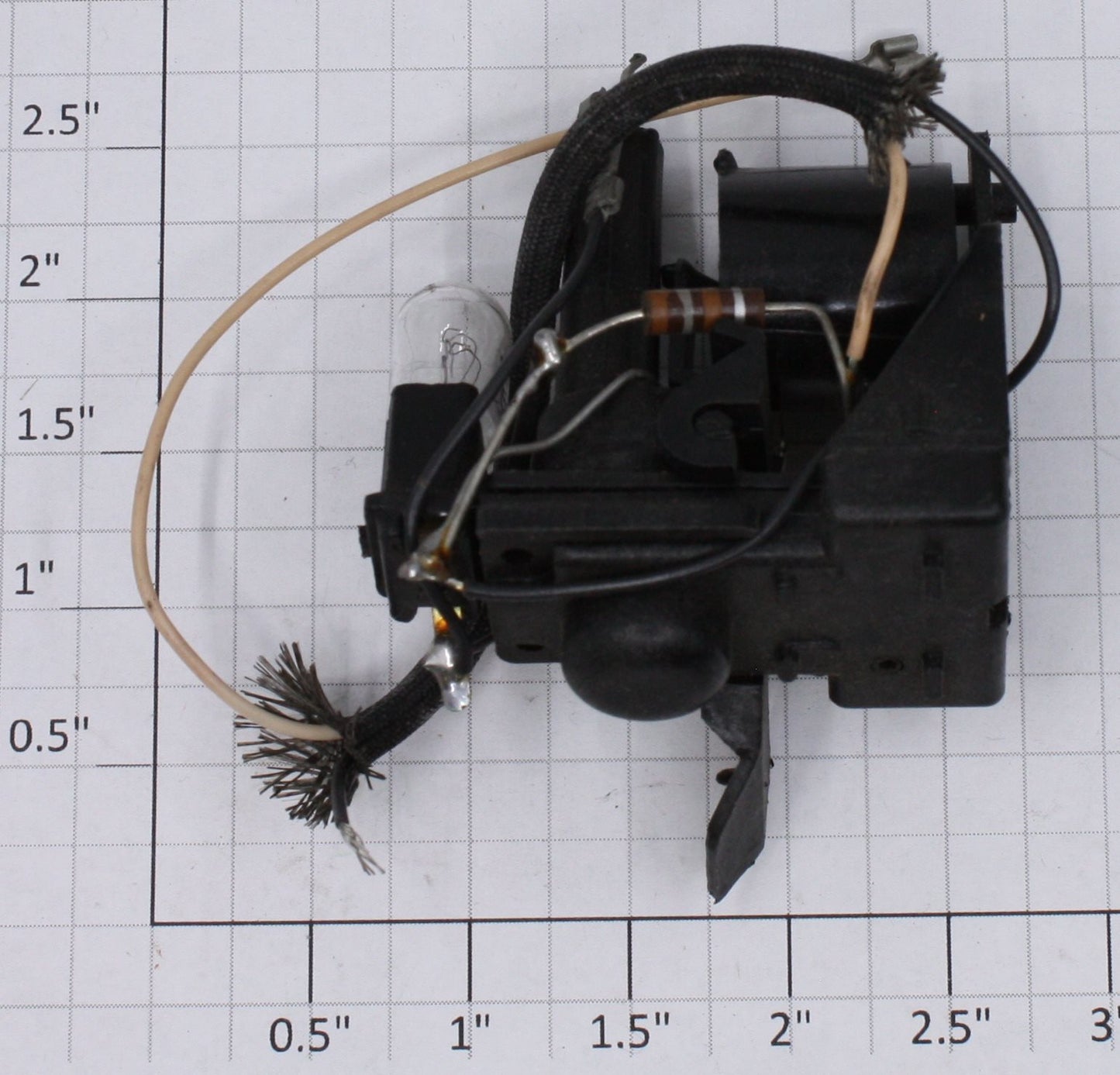 Lionel 236-54 Smoke Unit Assembly with Wires and Light Bulb