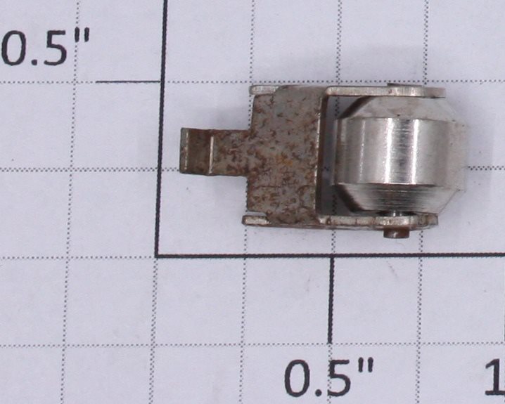Lionel 2036-122 Collector Roller and Nickel Bracket Assembly