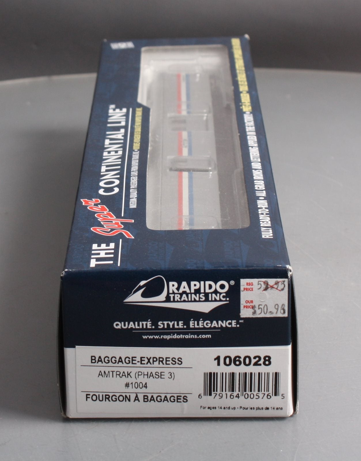 Rapido Trains 106028 HO Amtrak 73' 6" Smooth Side Baggage-Express Car #1004