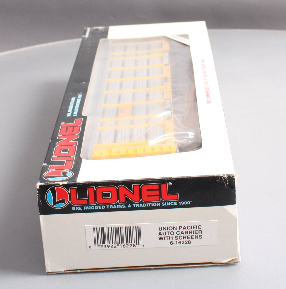 Lionel 6-16228 O Gauge Union Pacific Auto Carrier Car with Screens LN/Box