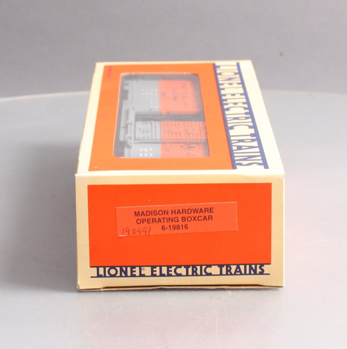 Lionel 6-19816 O Gauge Madison Hardware Operating Boxcar #190991 LN/Box