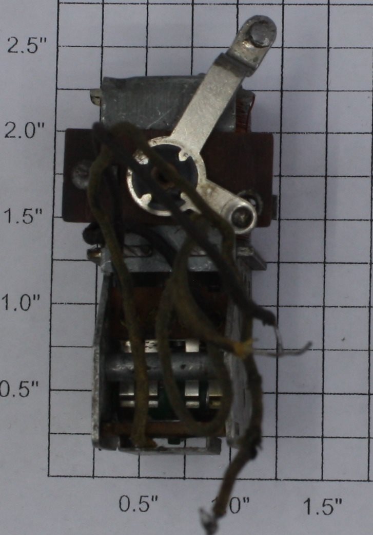 Lionel 100-3 3 Position E-Unit - Double Bent Arm Up Fits 1615, 1625