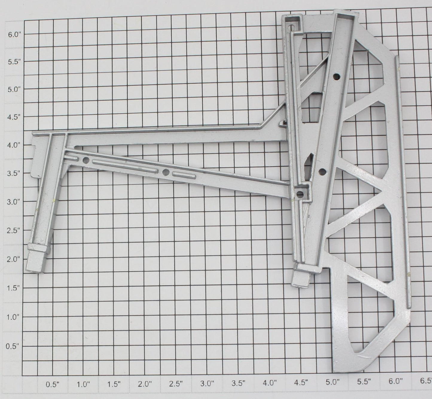 Lionel 12915-75 Die-Cast Left Hand Silver Elevator Structure