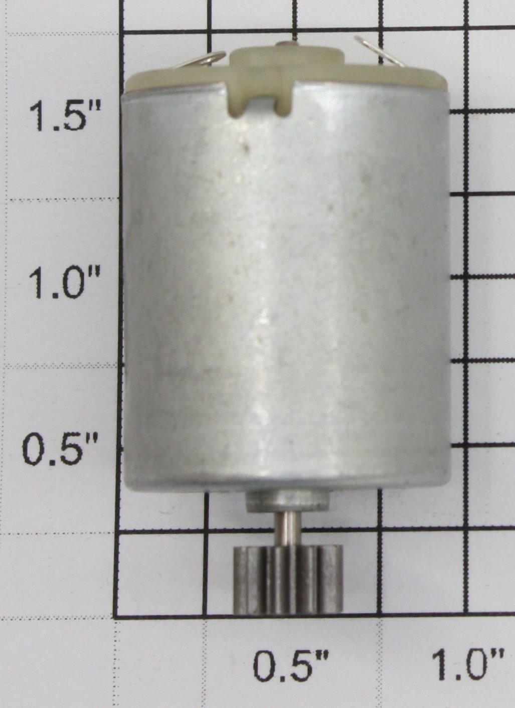 Lionel 8008-105 12 Volt DC Can Motor with 10 Tooth Gear