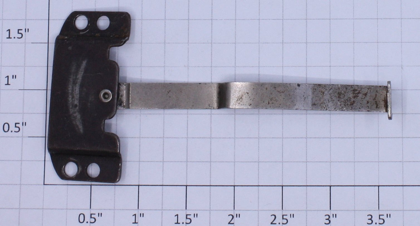 Lionel 224-1X Drawbar & Bracket