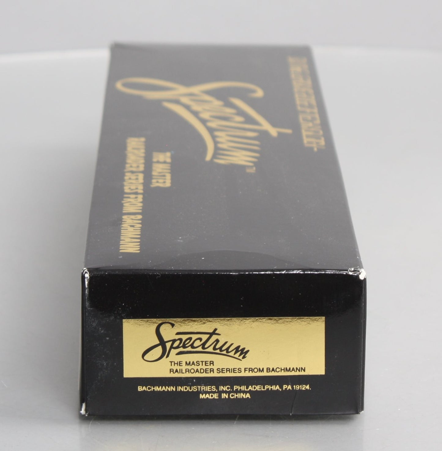 Bachmann 81407 HO Great Northern EMC Gas Electric Doodlebug #2320