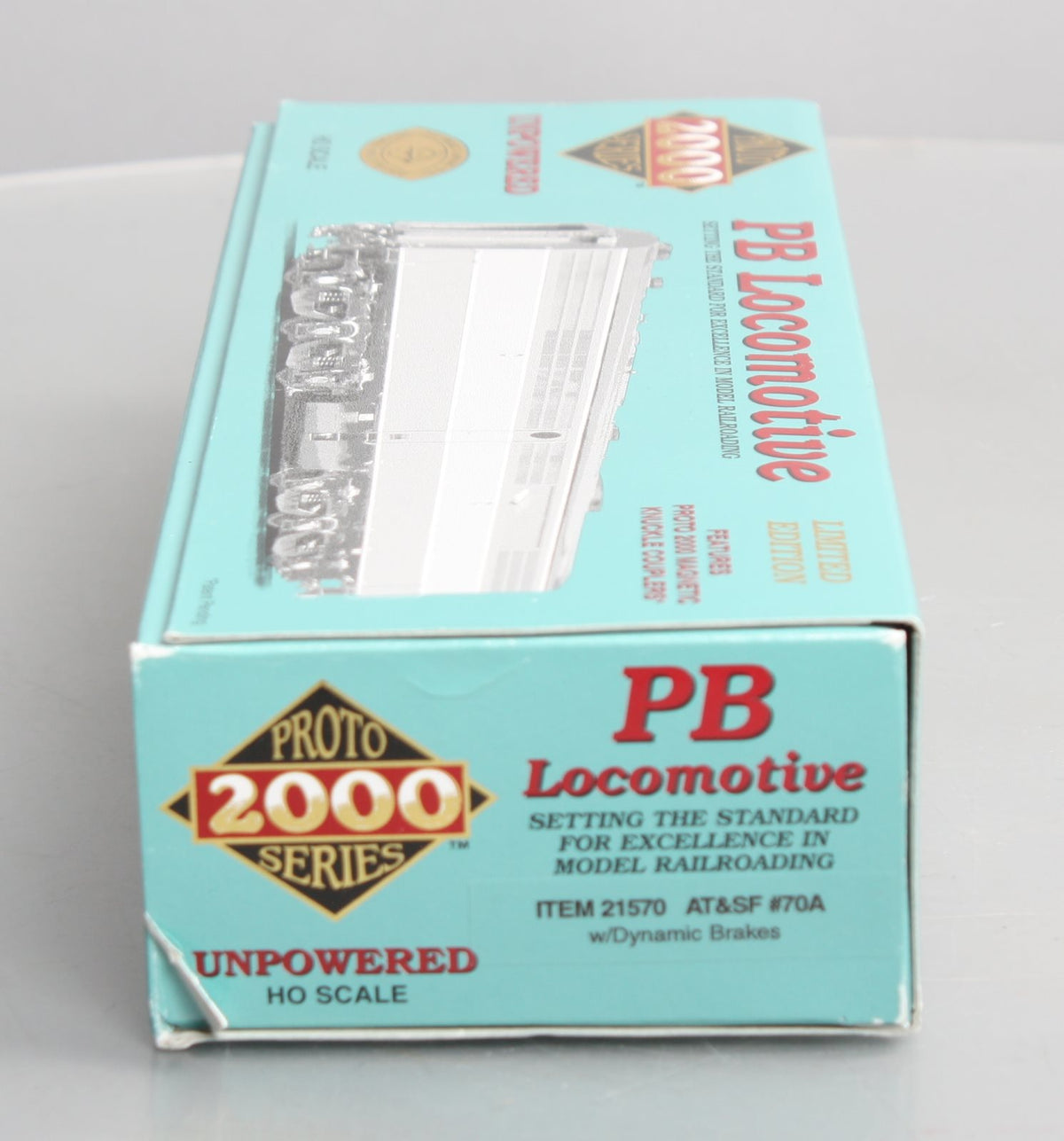 Proto 2000 21570 HO Scale AT&SF Dummy B Unit Diesel Locomotive LN/Box