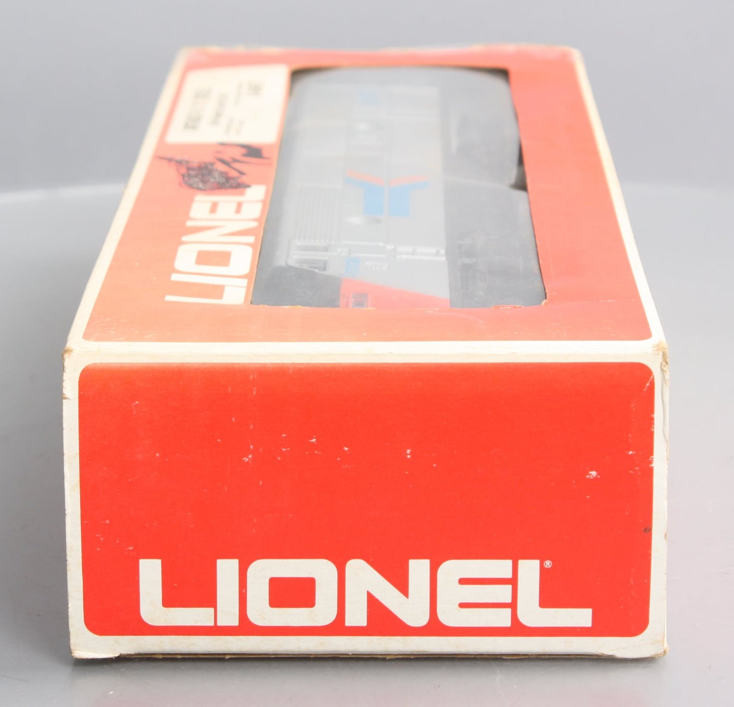Lionel 6-8467 O Amtrak F3A Non-Powered Diesel Locomotive EX/Box